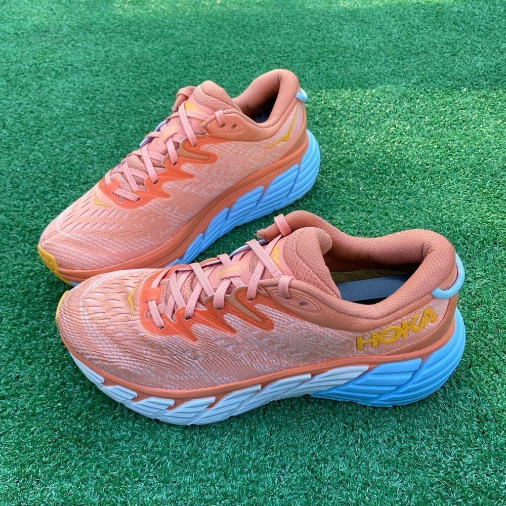 HOKA ONE ONE GAVIOTA 4 - Women’s Athletic Shoes - SIZE 9B